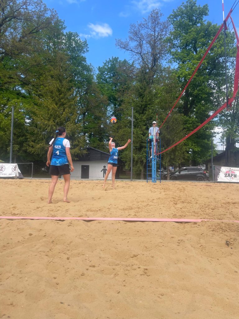 Siatkówka plażowa – juniorki młodsze