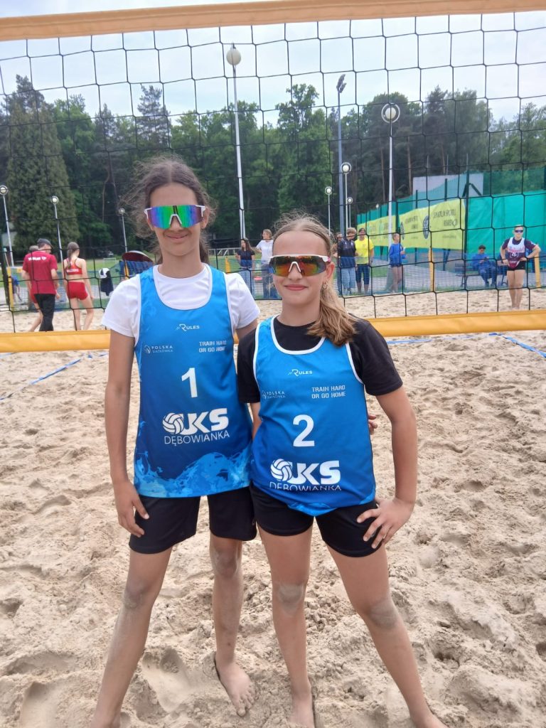 MARIA SPACZEK / MILENA HLADKY W FINALE U-13 W SIATKÓWCE PLAŻOWEJ
