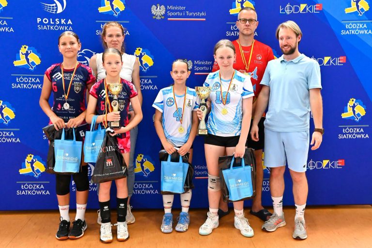 Łucja Graff i Sonia Pawełek drugie na Ogólnopolskim Turnieju „Mistrzynie wśród Mistrzyń – Tuszyn 2026” !
